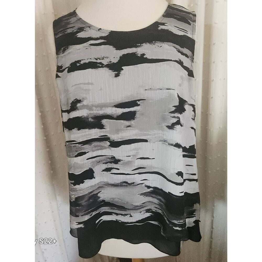 F23 Apt 9 sleeveless blouse